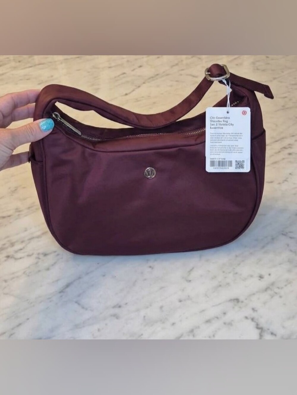 Lululemon City Essentials Burgundy Bay & Silver Large 4L Shoulder Bag
